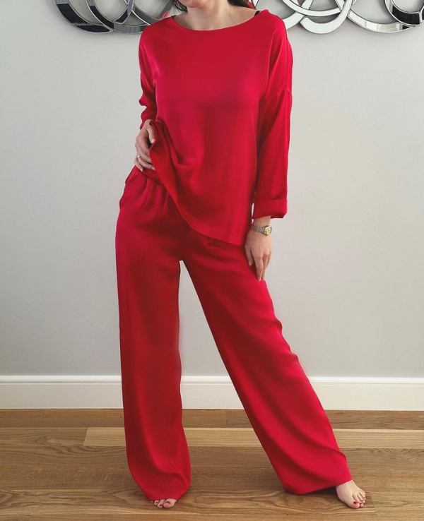 Dress model 24