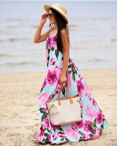 Dress model 21